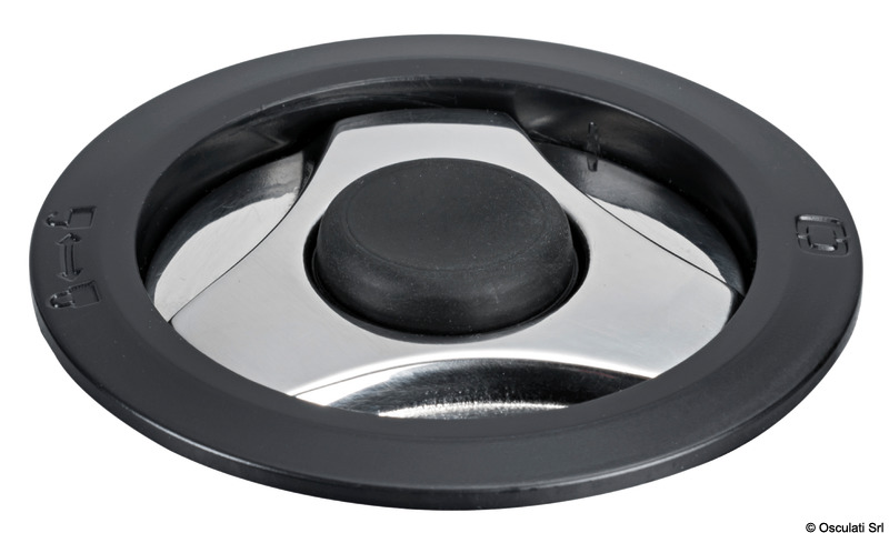 Footswitch for windlass, recess mounting
