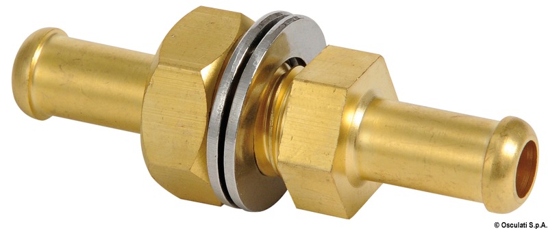 Fuel connection through bulkhead