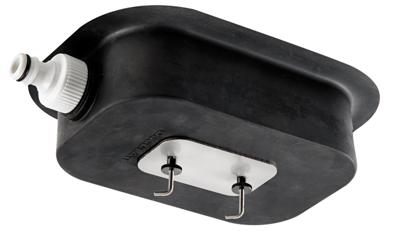 Universal flushing muff for inboard engines