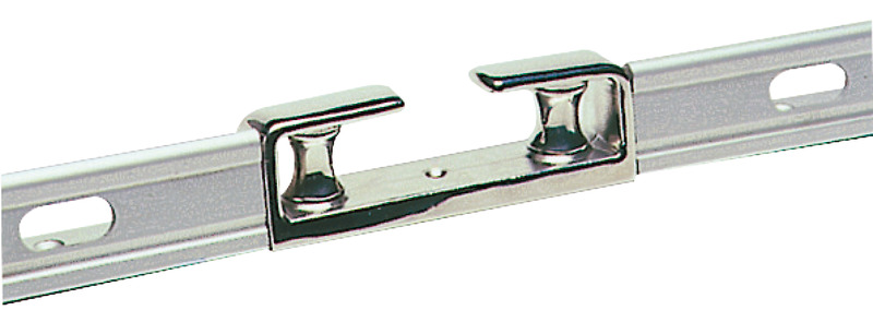 Roller fairlead central