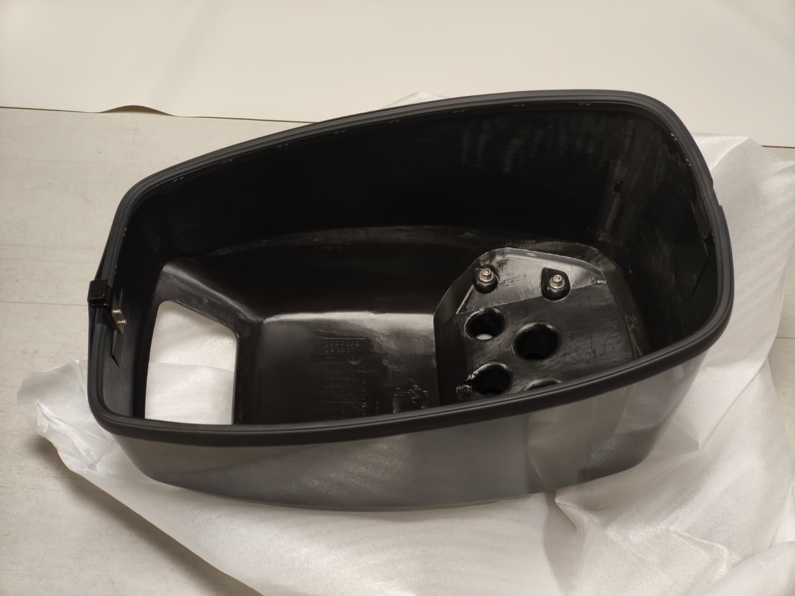 Engine cover for Tohatsu MFS15/20C series without stickers or inscriptions