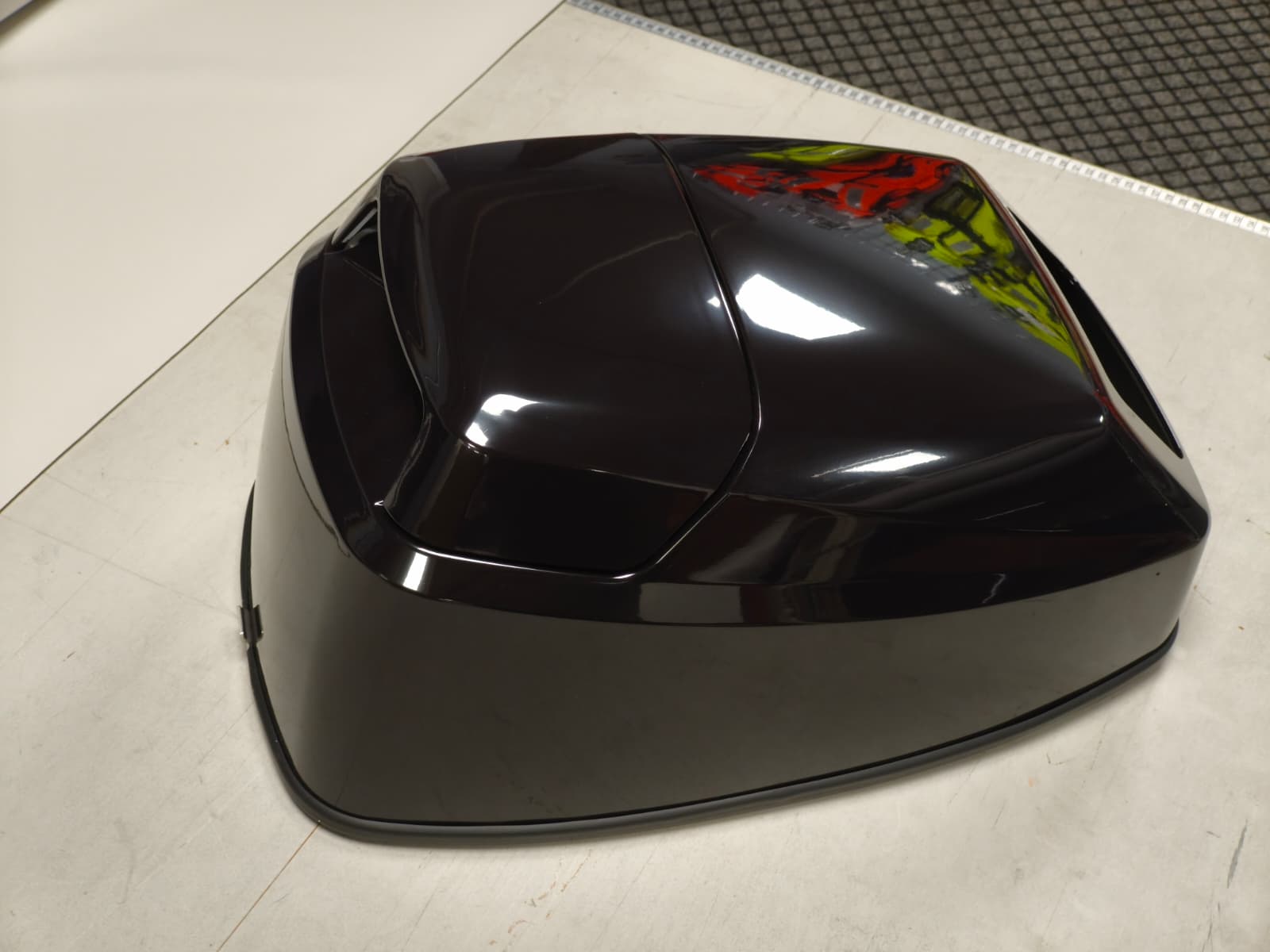 Engine cover for Tohatsu MFS15/20C series without stickers or inscriptions